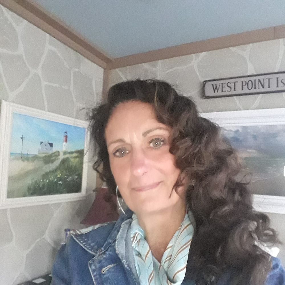 Meet your Posher, Lori